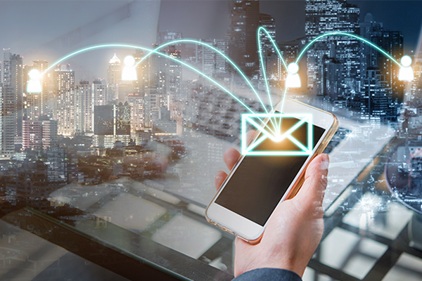 Email, DNS, Mantenimiento web, servidores de correo electronico, marketing, comunicación